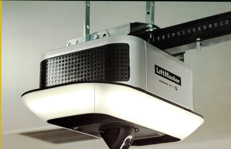 LiftMaster 4690L heavy duty chain drive opener with ring LED light
